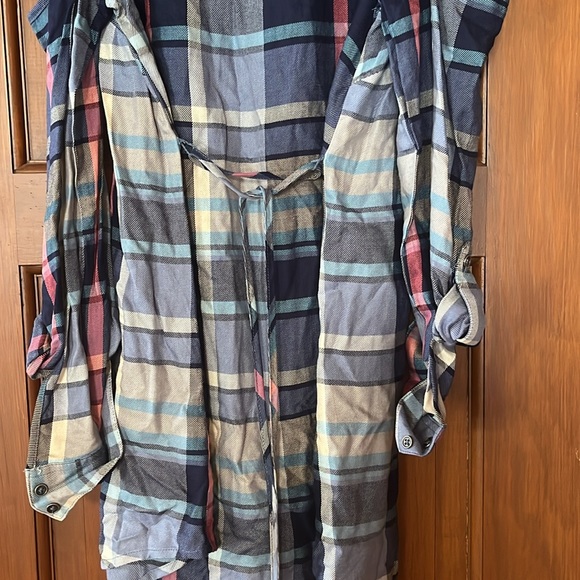 Maternity flannel dress shirt Size M - Picture 4 of 4